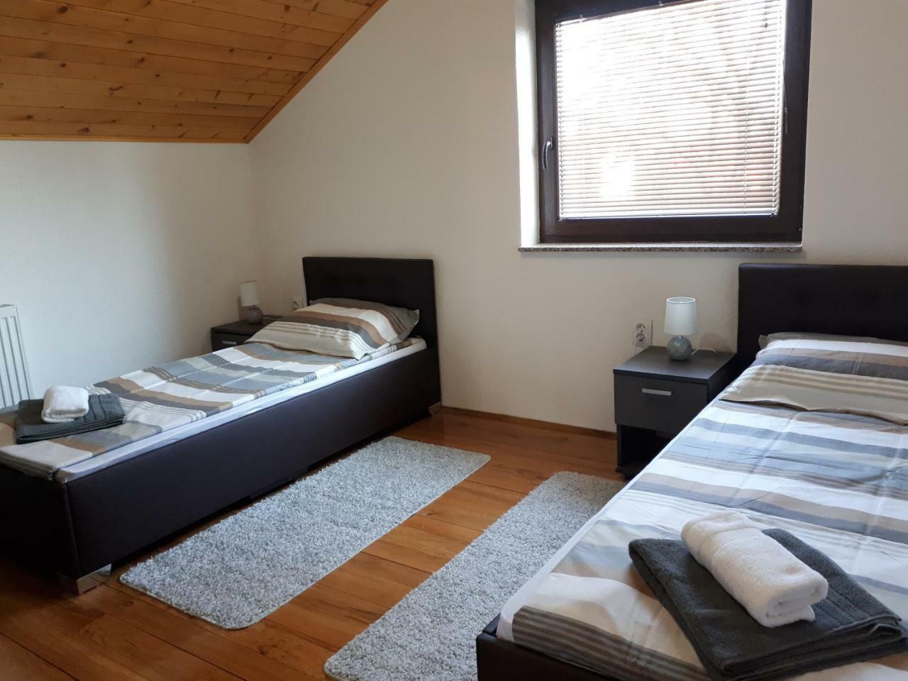 Apartment Jareb Slunj Bagian luar foto