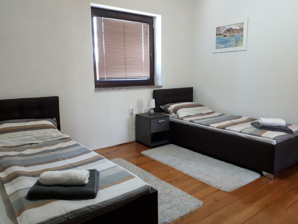 Apartment Jareb Slunj Bagian luar foto